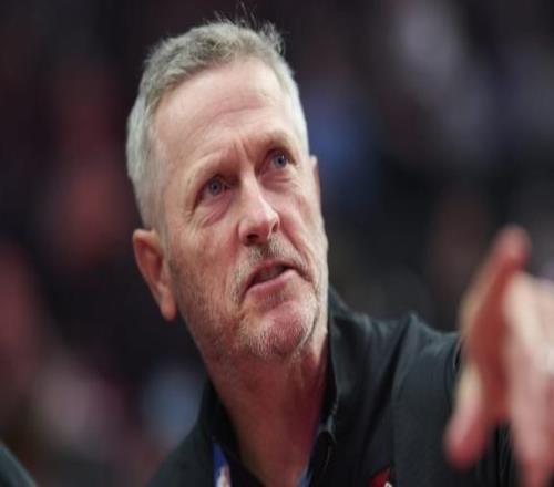 45亿买开拓者却被评最抠门老板！邓顿真是小气鬼