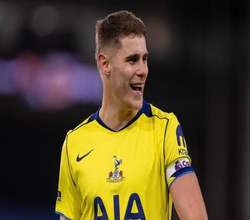 曼晚：无论热刺保级成功与否，曼联都完全有机会挖范德芬