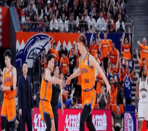 CBA压缩赛程助力男篮，日本双核缺阵，7月3日谁主沉浮