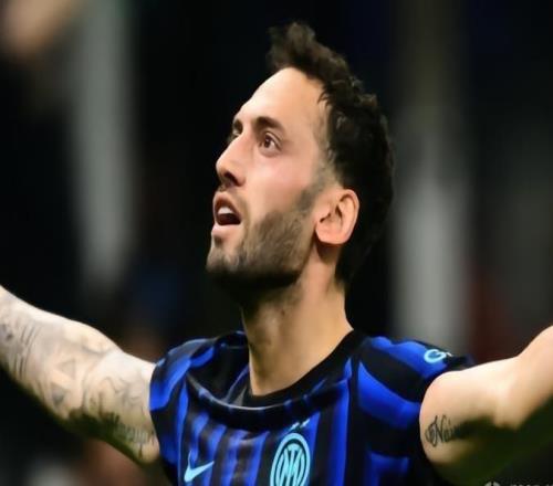 迪马济奥：恰尔汗奥卢不会离开国米，双方未来几个月内谈续约