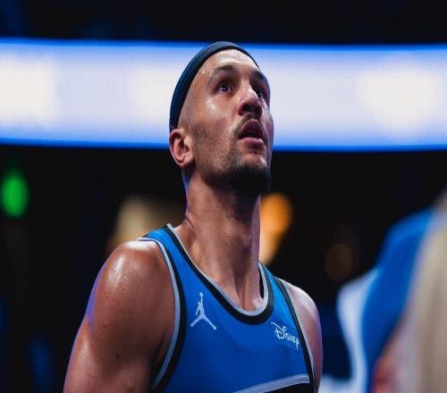 魔术330崩盘贝恩一脸茫然！班凯罗末节刷分0效果美媒喷全队软蛋