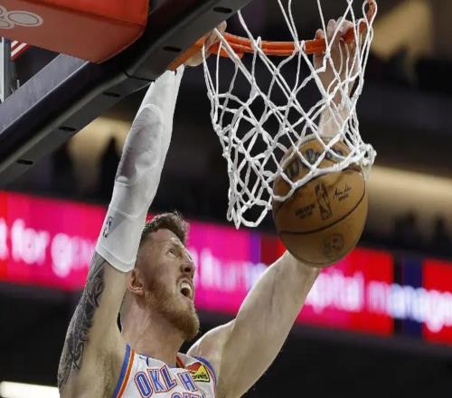 雷霆G2再胜太阳！三核轰75分，哈腾稳内线，太阳仅靠狄龙死顶！