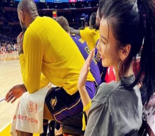 一夜连伤3人！阿杜又伤了！里夫斯提前复出！喊出来吧，湖人总冠军！