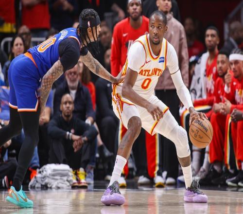 老鹰109108险胜尼克斯，21！库明加立大功，勇士2换1亏大了