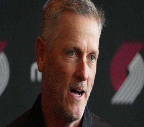 开拓者老板抠门肖华：一个花40亿收购球队的人被这么说完全没道理