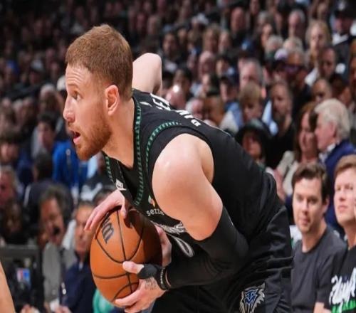 森林狼G3大胜掘金！6人上双，戈贝尔碾压约基奇，身体强度拉满