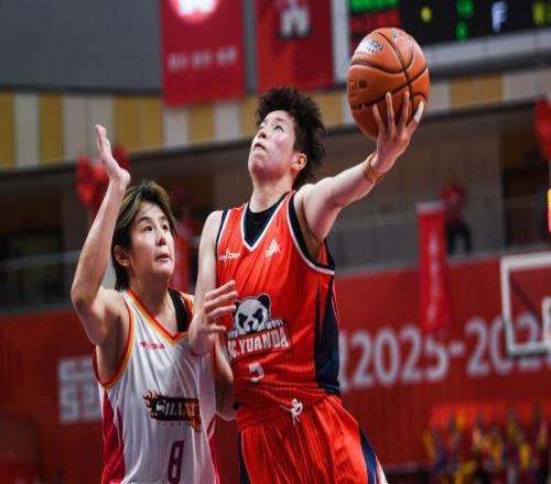 WCBA总决赛：山西女篮险胜四川追到22奥贡鲍尔被驱逐布朗34分