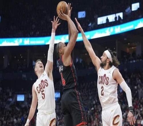 一场126104让东部彻底乱了！4组对决0横扫，哈登8失误太糟糕