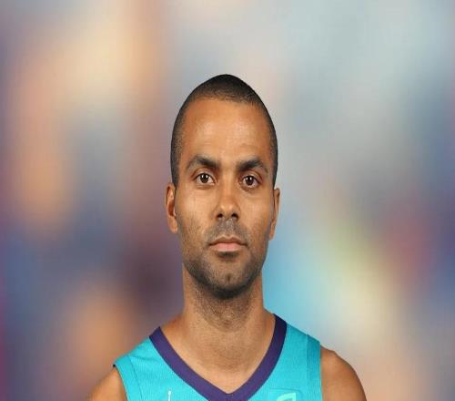 帕克接手教鞭前，这支球队先吵翻了