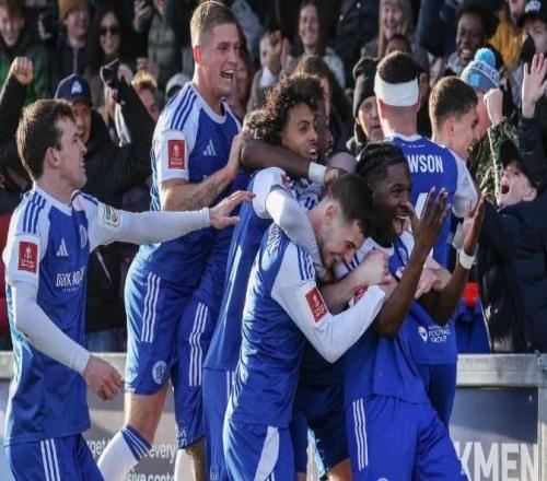 镜报：麦克斯菲尔德的足总杯奇迹将被改编成好莱坞电影