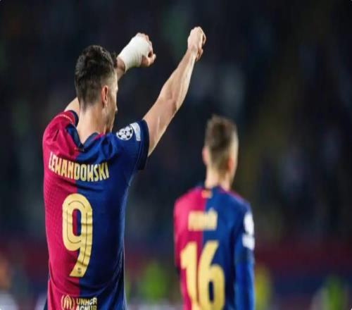 曼联加速追逐莱万，免签波兰神锋补强锋线！