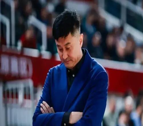 广东被福建双杀2人引失望！杜锋用人还是有问题，萨林杰没法用！