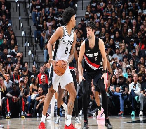 文班能不能打ESPN预测G3胜率：马刺66.8%，开拓者33.2%