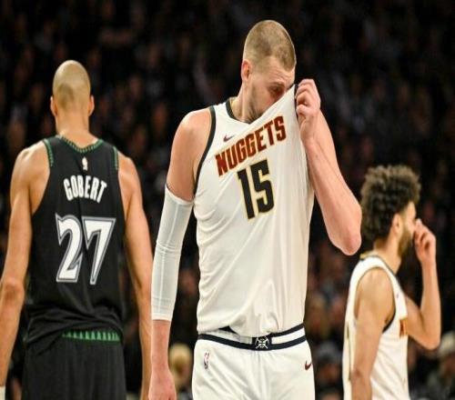 季后赛夜：掘金崩盘，勇士弃将封神