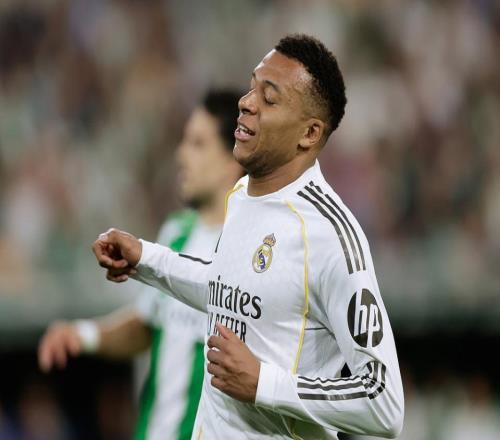 仅获6.3分姆巴佩单刀踢飞+伤退复出后皇马仅1胜赛季0冠成定局