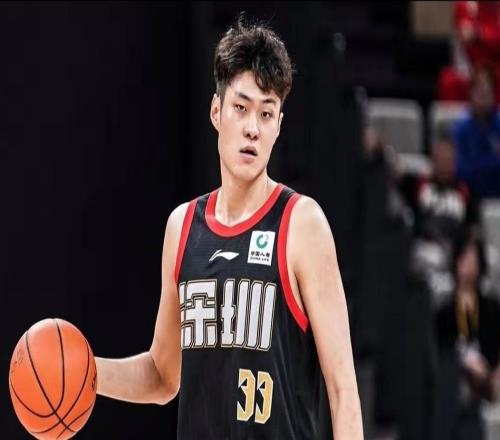 郭昊文23分南京天之蓝队主场82比91不敌广夏胡金秋26分