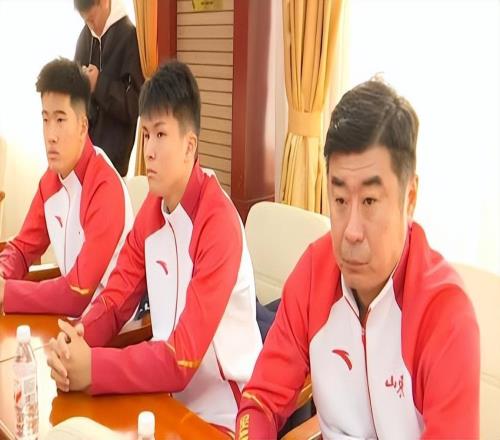 意外！鲁能这三位主力不能再吃黄牌了，否则将被足协直接集体停赛