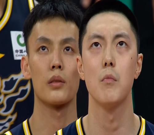 CBA官方球衣销量榜：广东球队第一三少徐杰胡明轩崔永熙球员前三