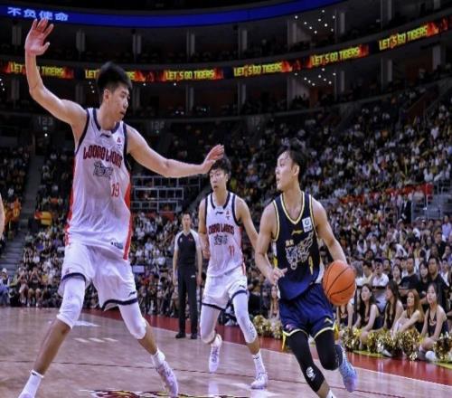 爆冷！广东队季后赛首秀主场不敌广州龙狮，下轮将迎背水一战