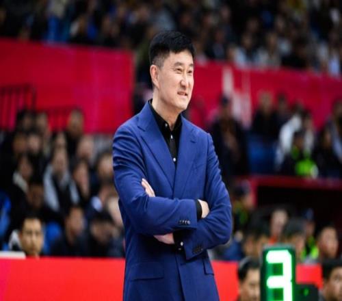 罕见！广东主场倒戈响起“杜锋下课”声11冠王能拒黑12奇迹吗