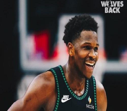 掘金官宣：戈登因左小腿紧张无缘G5前4场13落后濒临出局