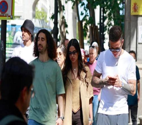 放松一下，恩佐、库库和若昂佩德罗现身马德里观看网球大师赛