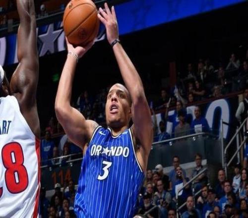 贝恩22+5坎宁安25+9+6魔术力克活塞夺赛点