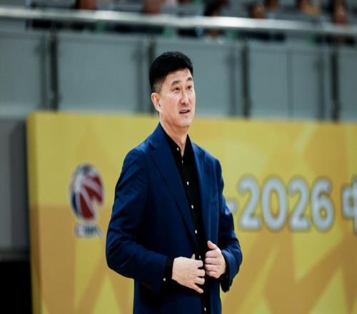 两双+3盖帽手刃旧主！徐昕啪啪打脸杜锋他亲手把广东逼到悬崖边