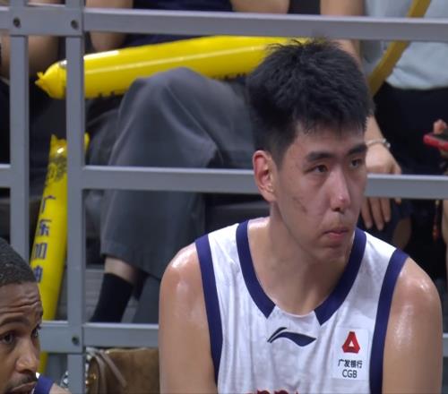 徐杰5记三分输季后赛，胡明轩5中0外援10中0，徐昕反戈旧主