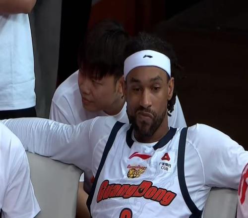 辟谣！萨林杰拒绝离队，休赛期有望与广东男篮续约