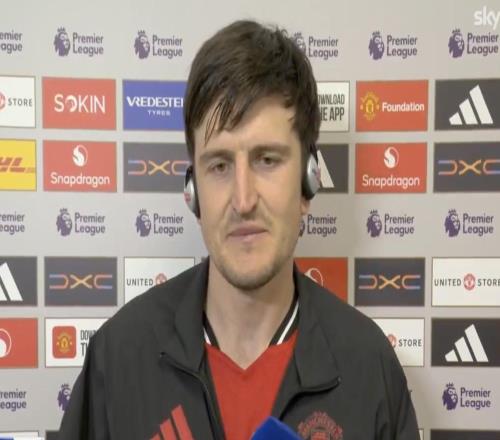 马奎尔：在遇到卡塞米罗之前，我一直觉得自己很擅长头球