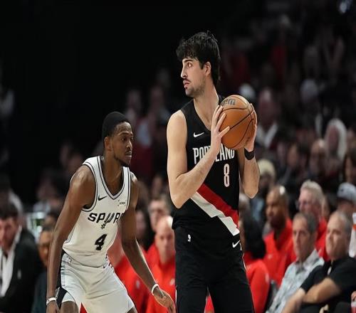 开拓者锋线球星：罗威运动能力惊人，他对于我们来说非常重要