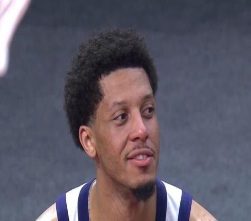 广东主场一度落后高达21分遭爆冷！大量球迷赛后狂刷“杜锋下课”