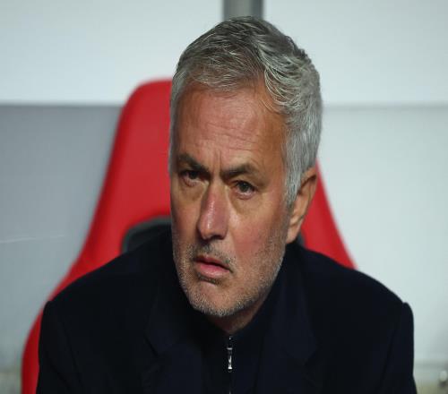 真不是玩笑！罗马诺下场证实穆帅回归皇马谈判，老佛爷对他很认可