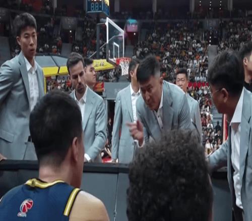 一场9376让北京首钢大喜！广东惨败濒临淘汰，两大国手10中1太坑