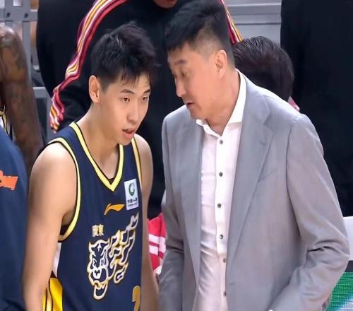 CBA消息！国产主帅附加赛全败，山西助教公开说5打8赵睿归队合练