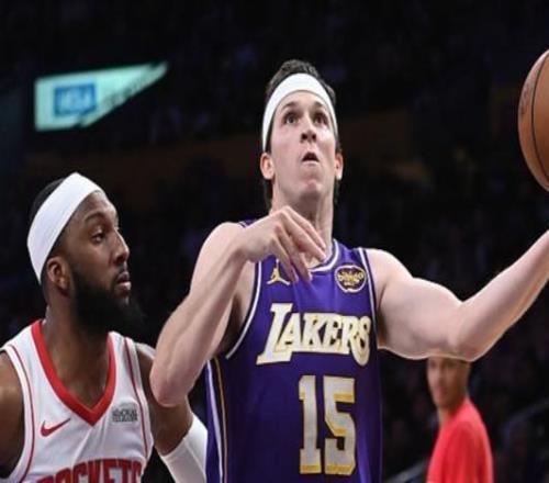 里夫斯：遗憾没能在主场结束系列赛希望自己下场能有更好的表现