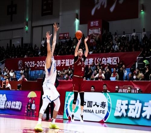 浙江队季后赛开门红，洋帅一决定太明智，年轻的24号一剑封喉
