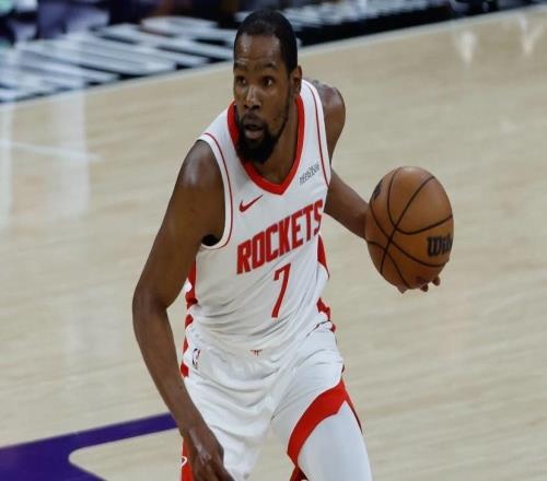 名记Shams：杜兰特将继续缺席G6骨挫伤至少还需再休一周