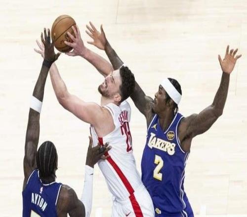 拒绝出局！火箭再赢生死战：首发5人得分全上双，杜兰特乐开花