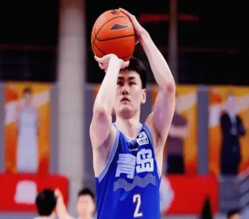 8690、6557！CBA悲喜夜！首轮3队被下克上米奇30+22难救主！