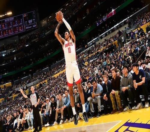 NBA季后赛湖人连折两阵火箭真要大翻盘