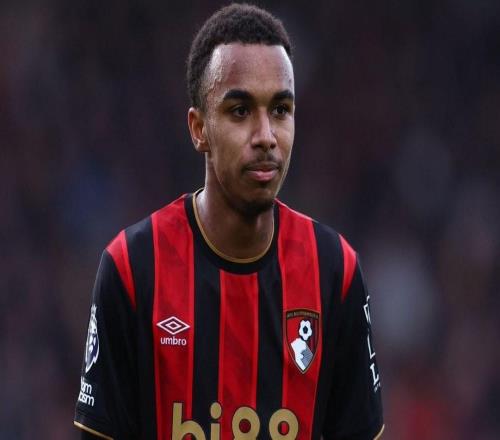 记者：曼联也青睐前锋克鲁皮，伯恩茅斯允许放行他