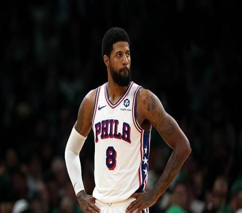 顶级3D球员的表现！76人锋线老将挡住了凯尔特人双探花的冲击