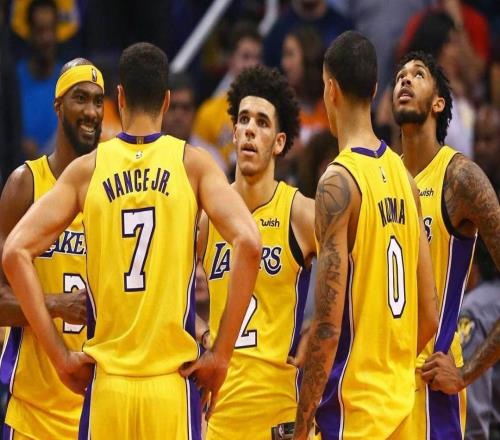 珍妮巴斯批评哥哥带领湖人队摆烂：想要大量选秀权，必须垫底