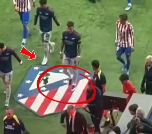 争议！阿森纳悍将踩马竞队徽引冲突56岁匪帅拉架反遭推搡后暴怒