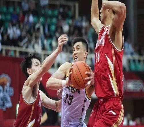 国羽战印度，大连英博B队出战中乙，今日体育盛宴来了