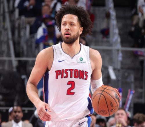 班凯罗45+9+7无缘今日最佳！对不起，你碰到不讲理的康宁汉姆了