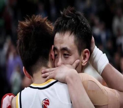 CBA季后赛辽宁男篮主场完败，G3重回济南