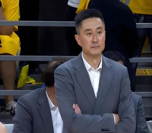 变则通！杜锋一大改变，盘活了整支广东队